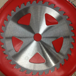Disc pentru aparat de taiat iarba 9"X40T GE-3